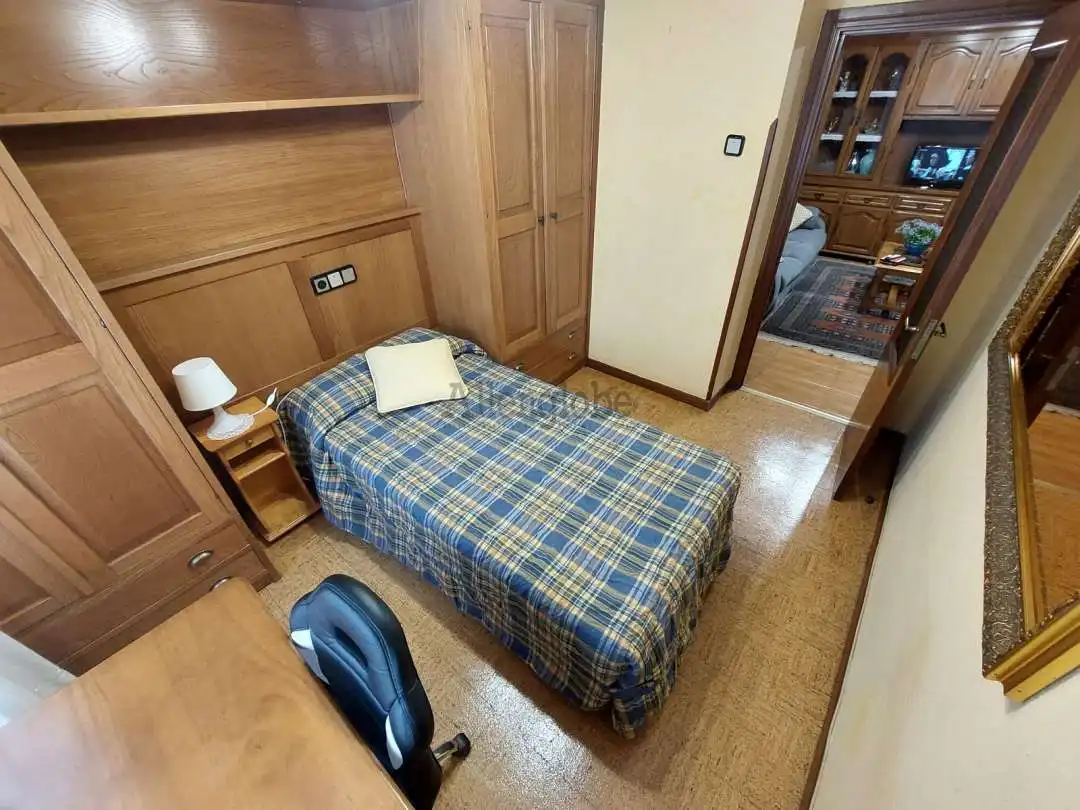 Flat for rent in Calle Padre Suárez, Santo Domingo - El Campillín