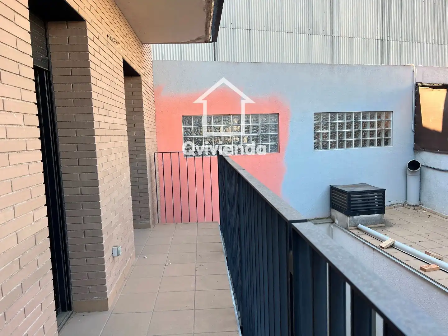 Vista exterior de Pis en venda en Granollers amb Calefacció