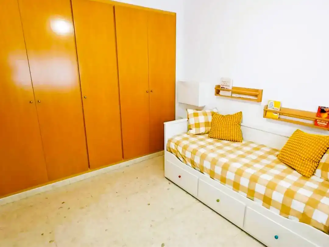 Habitación de Piso en venta en Alfafar con Balcón