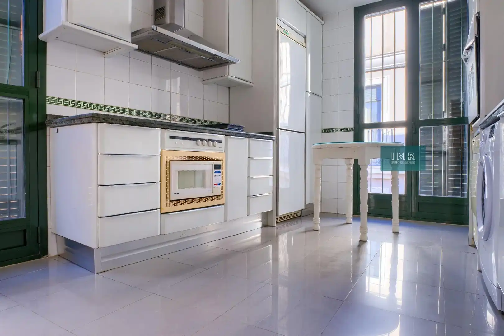 Kitchen of Duplexes for sale in Sevilla  with Air Conditioner, Storage room and Community pool