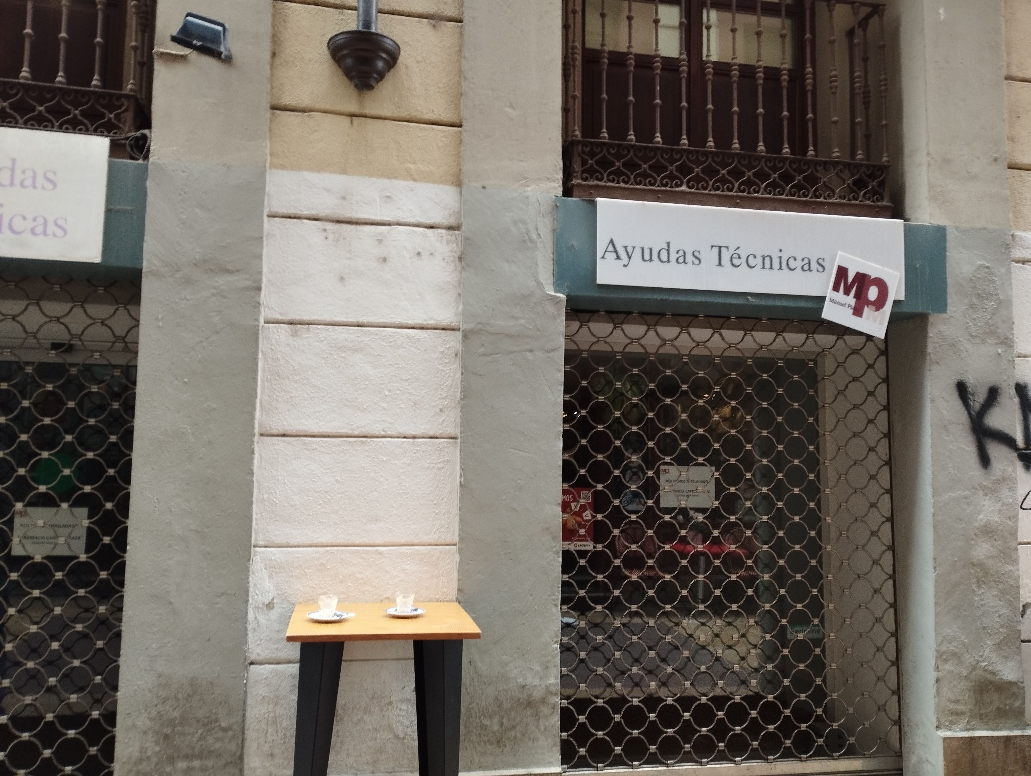 Local de lloguer en  Zaragoza Capital amb Aire condicionat, Calefacció i Parquet