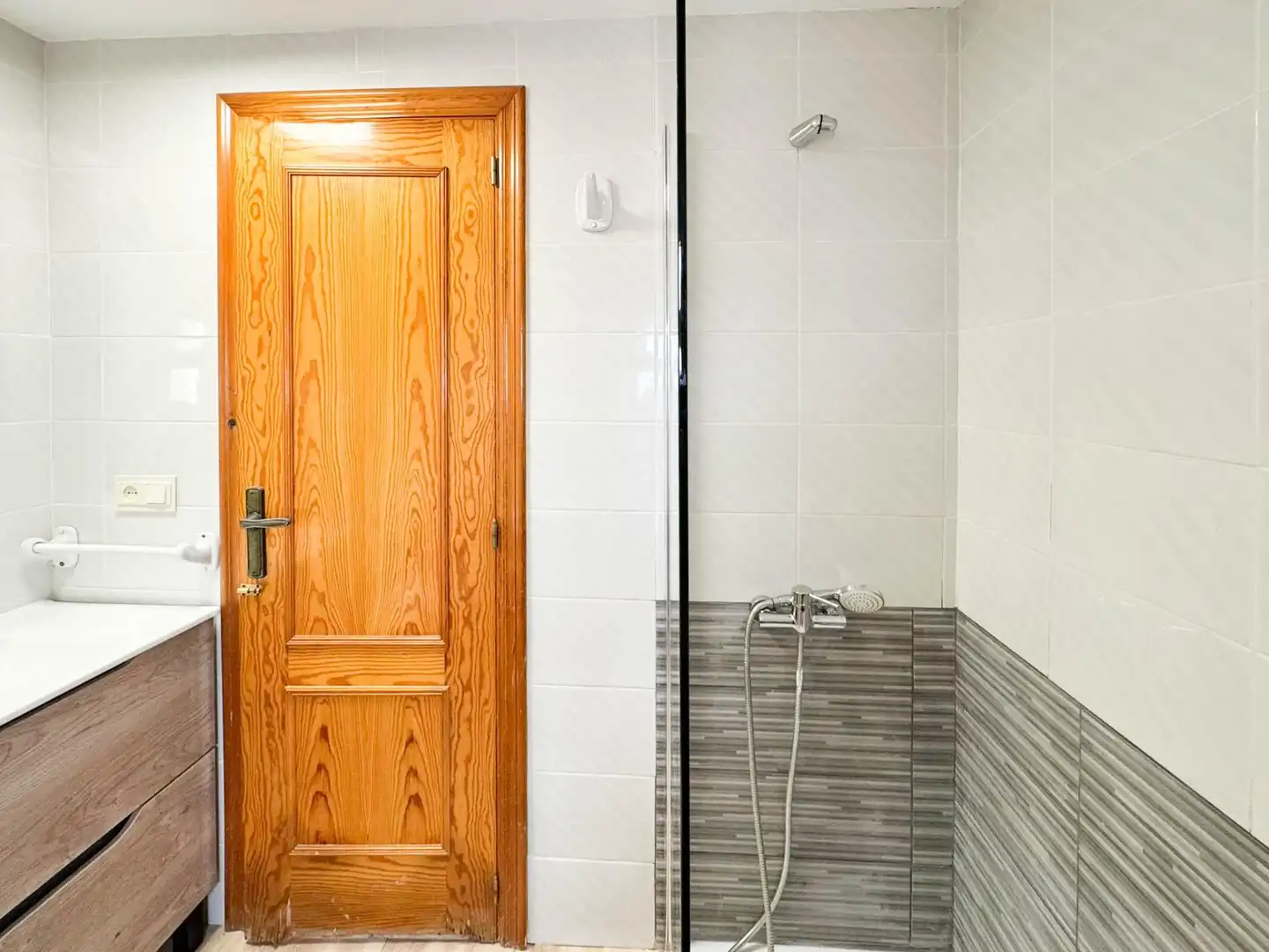 Baño de Apartamento de alquiler en Playa de Gandia