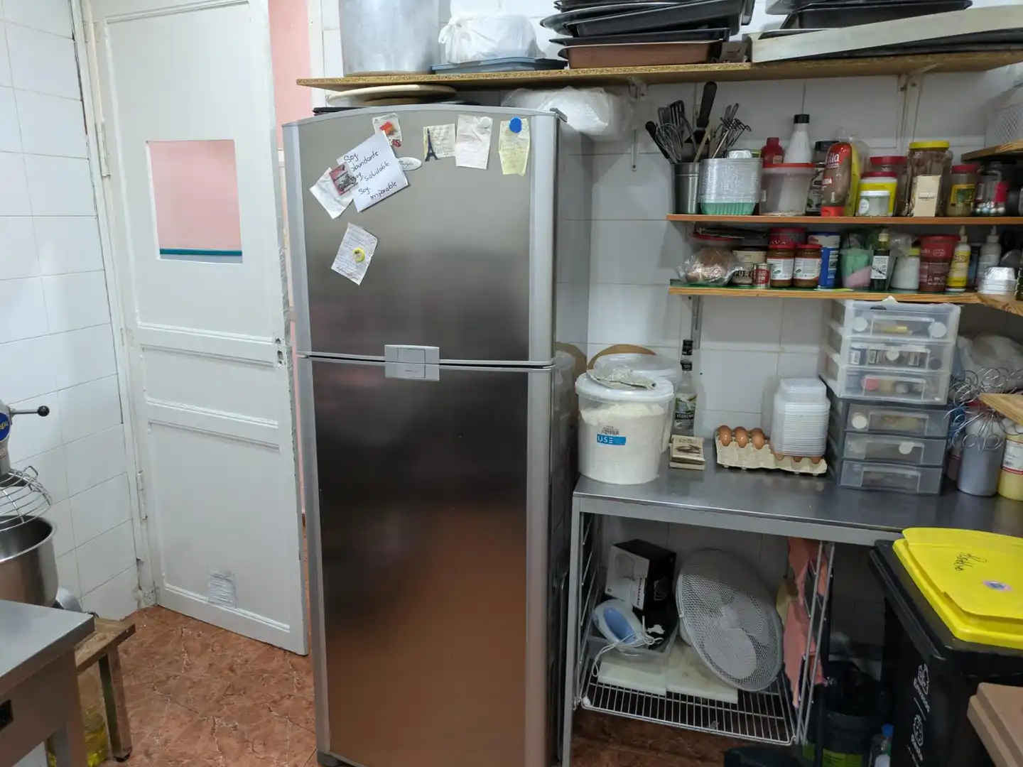 Kitchen of Commercial properties for rent in Sant Narcís