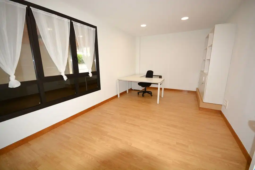 Office for rent in Donostia - San Sebastián   with Heating