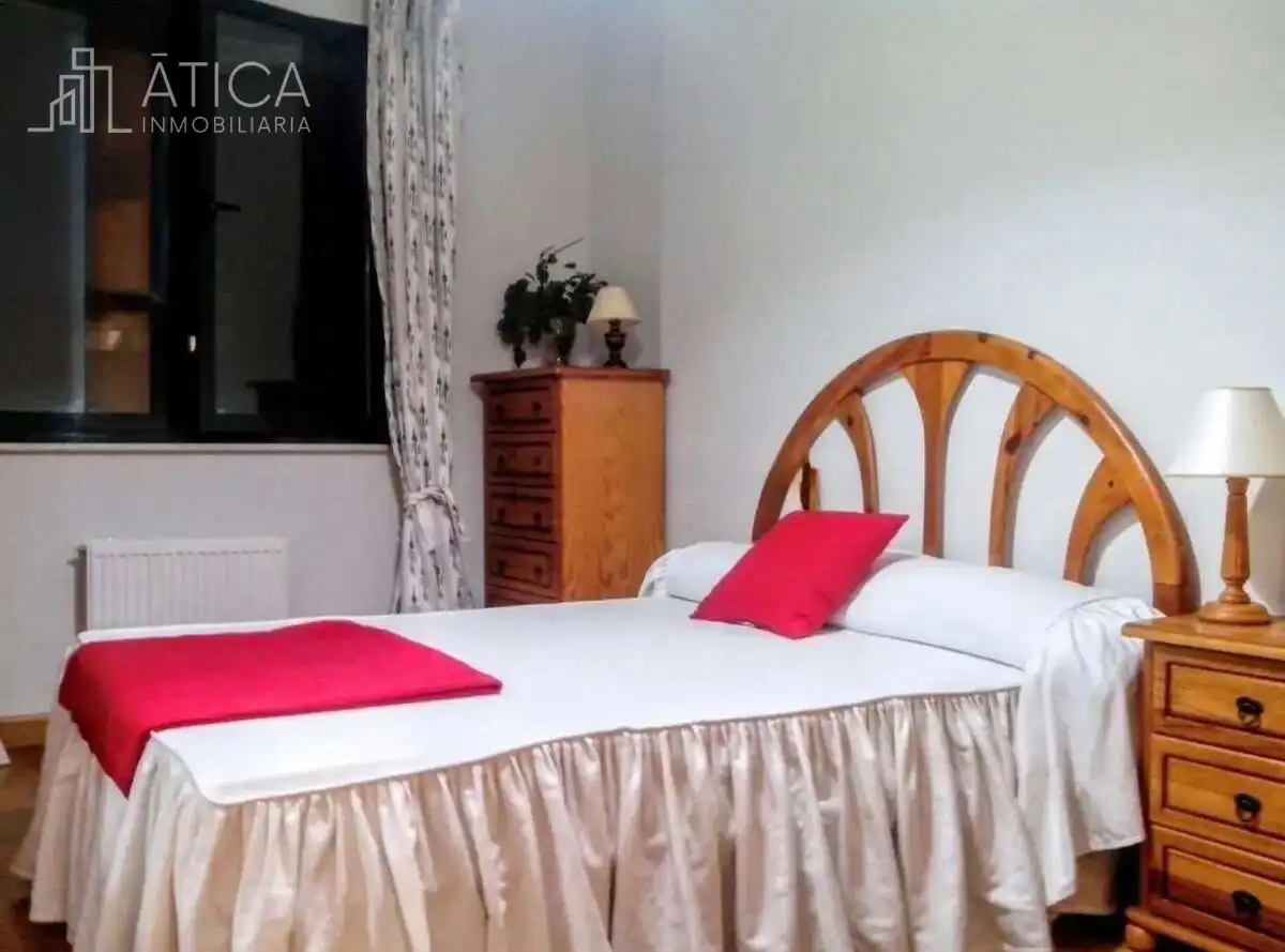 Habitación de Apartamento de alquiler en Salamanca con Calefacción y Amueblado
