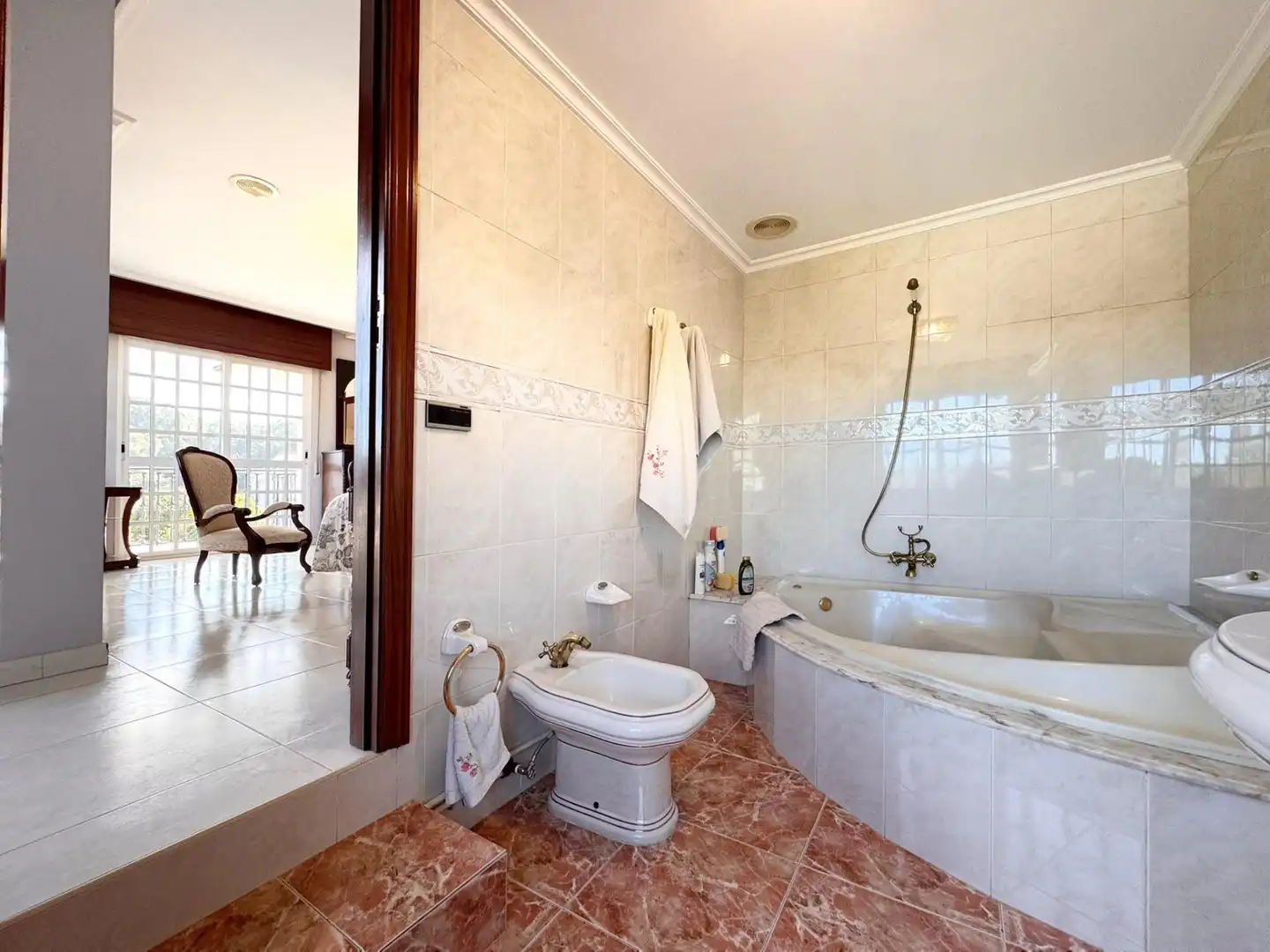 Baño de Casa o chalet en venta en Barro con Calefacción, Jardín privado y Terraza