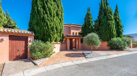 Villa Indira  Encantadora Villa Andaluza con Piscina y Jardín en el Prestigioso Sotogrande, imatge 2