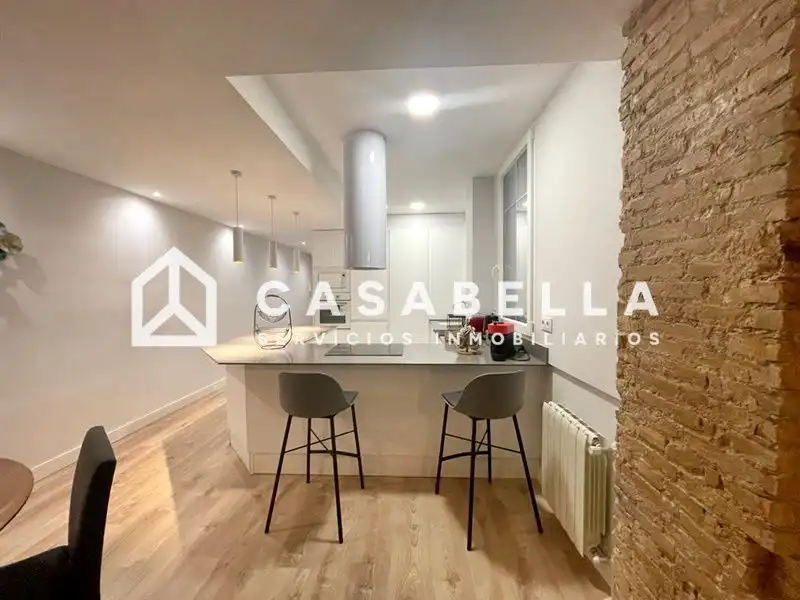 Kitchen of Flat for share in Valencia  with Air Conditioner, Heating and Furnished