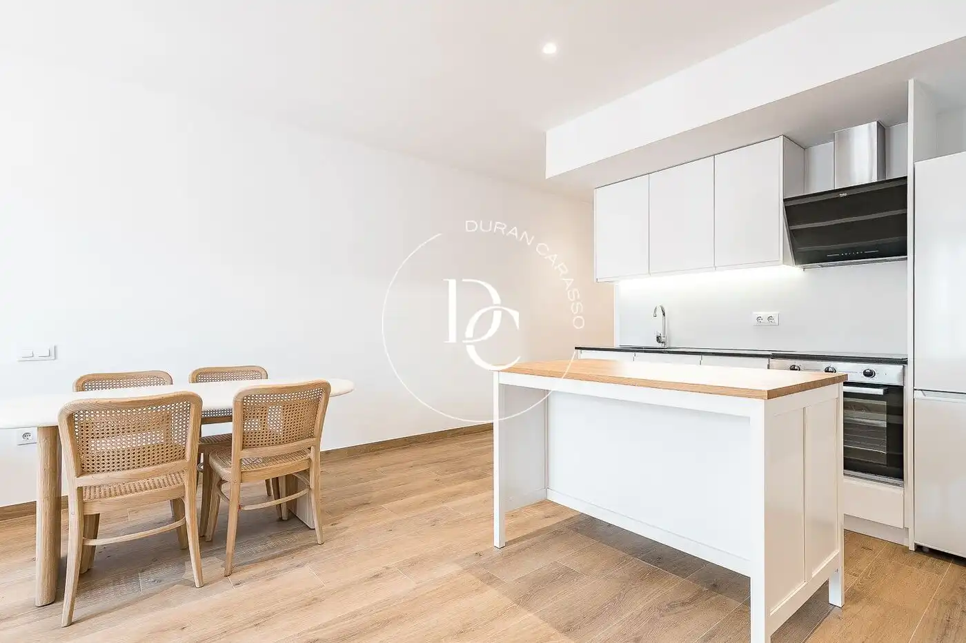 Kitchen of Flat for sale in Barcelona  with Air Conditioner, Heating and Terrace