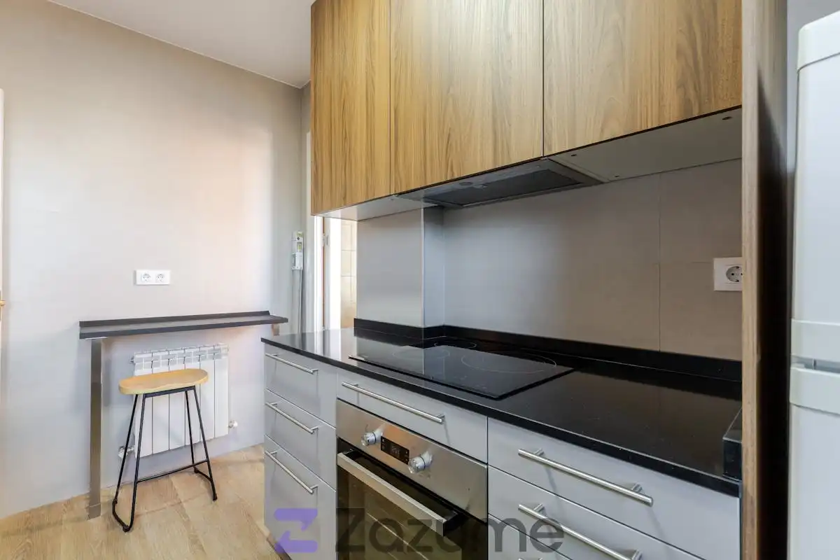 Kitchen of Flat for rent in Madrid  with Air Conditioner, Heating and Terrace