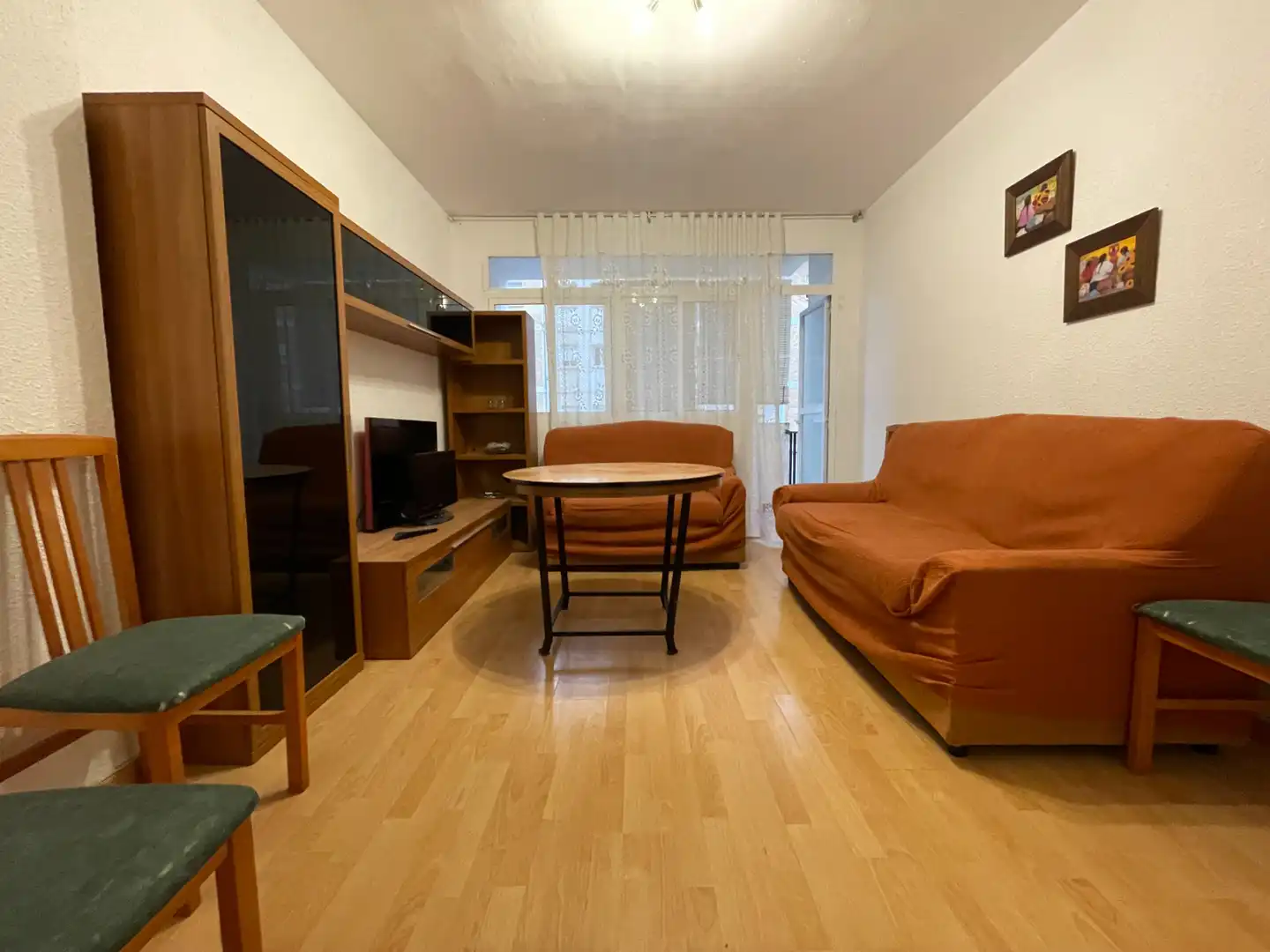 Sala de estar de Piso en venta en Badajoz con Terraza, Trastero y Amueblado