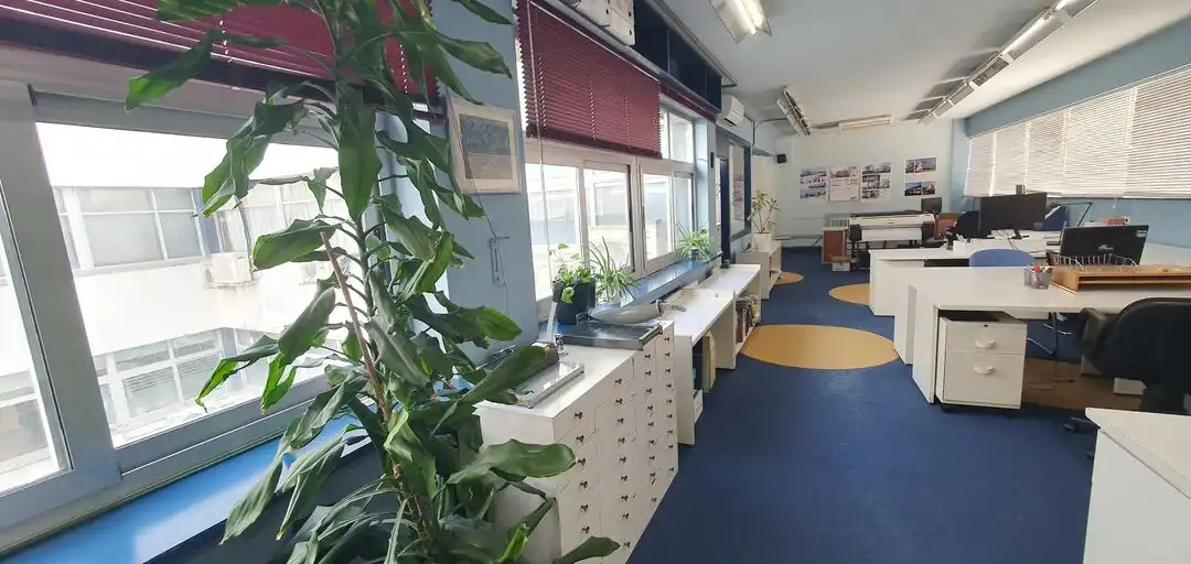 Oficina de alquiler en Albia