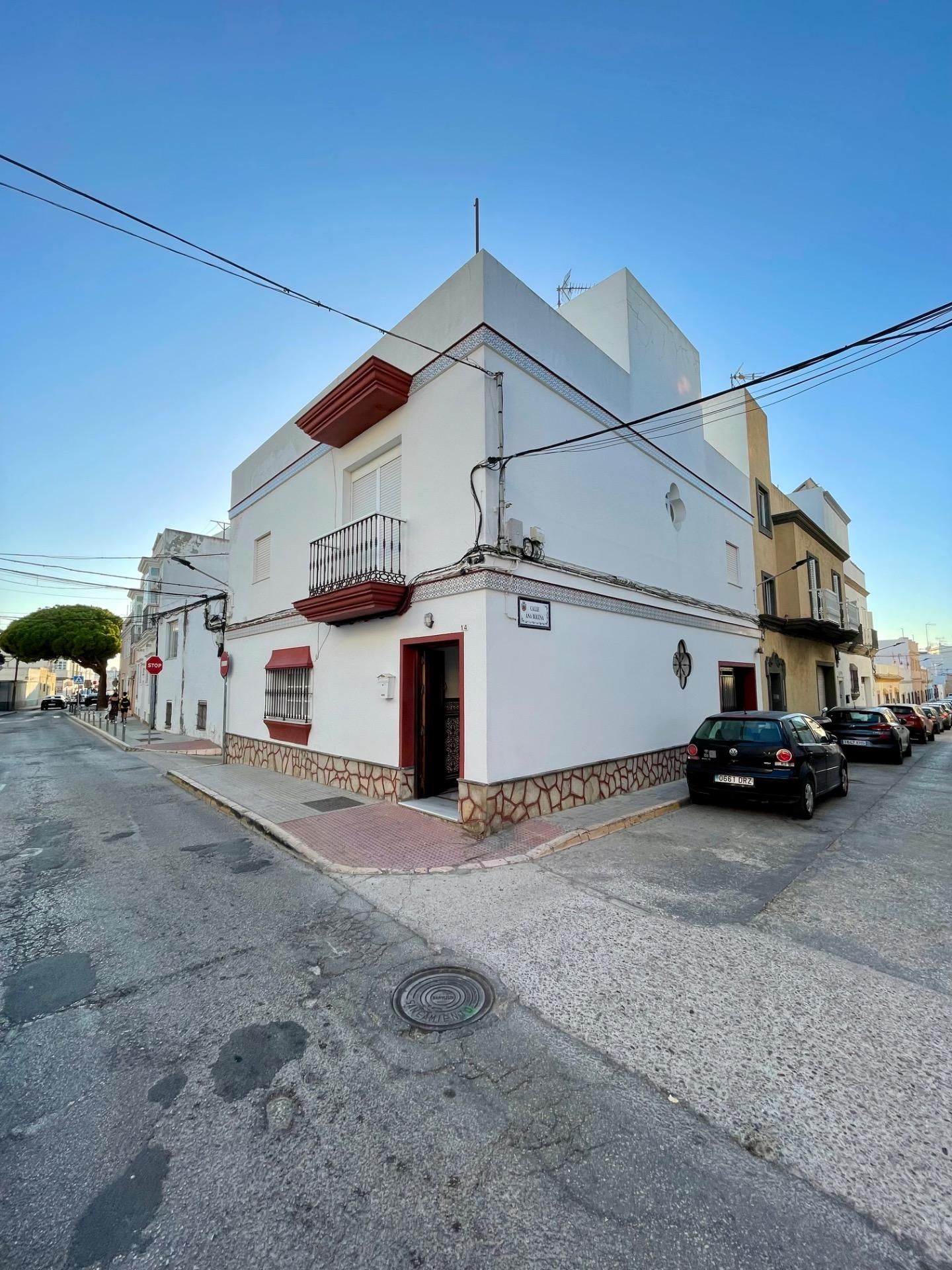 Exterior view of House or chalet for sale in Chiclana de la Frontera  with Terrace