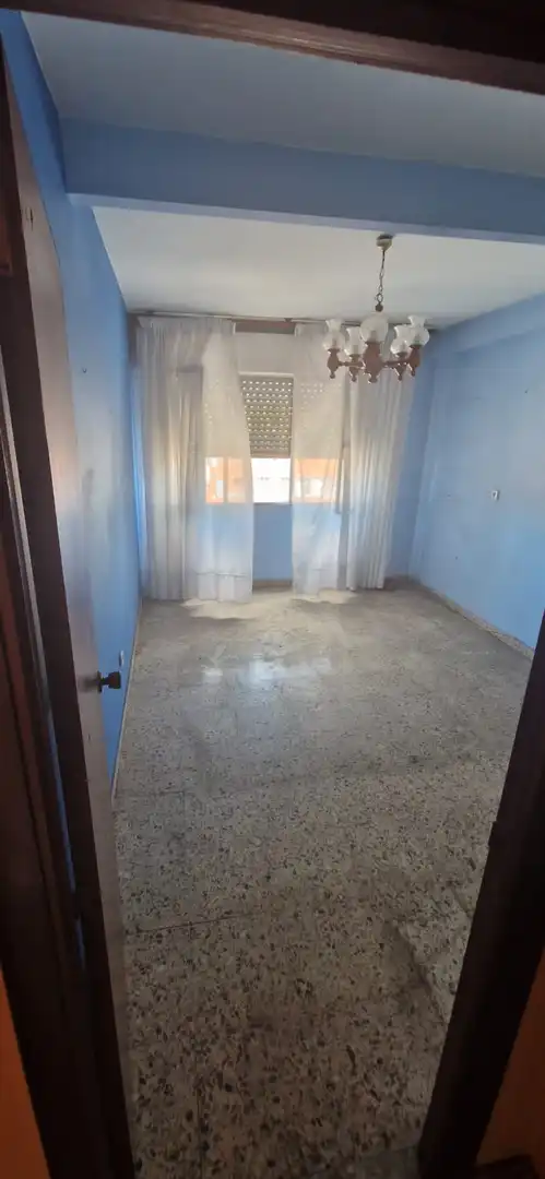 Bedroom of Office for rent in Avilés