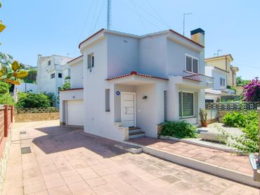 Casa con balcón en venta en Carrer DE LA BARCA 16