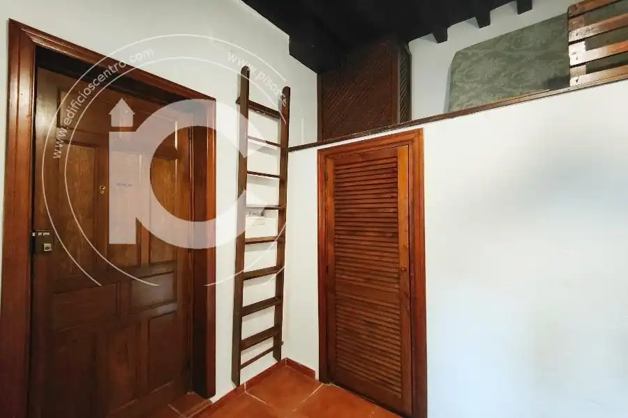 Estudio de alquiler en Granada con Aire acondicionado