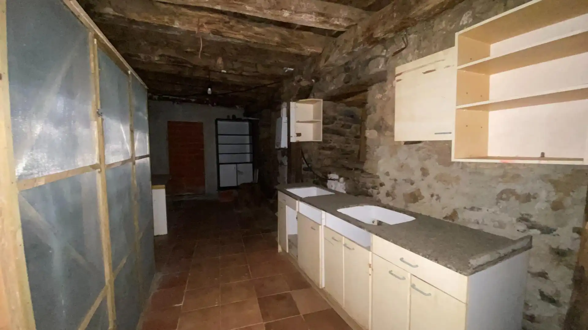 Cuina de Casa o xalet en venda en Pesaguero amb Jardí privat