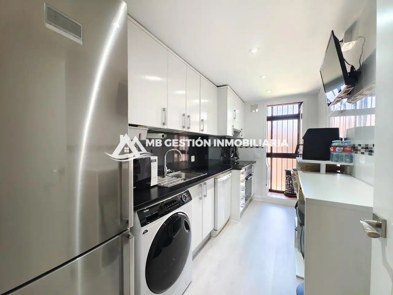 Cocina de Piso en venta en Fuenlabrada con Aire acondicionado, Calefacción y Jardín privado
