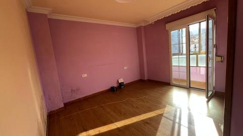 Foto 3 de Piso en venta en Calle Pablo Iglesias, 2, La Zubia Ciudad, La Zubia