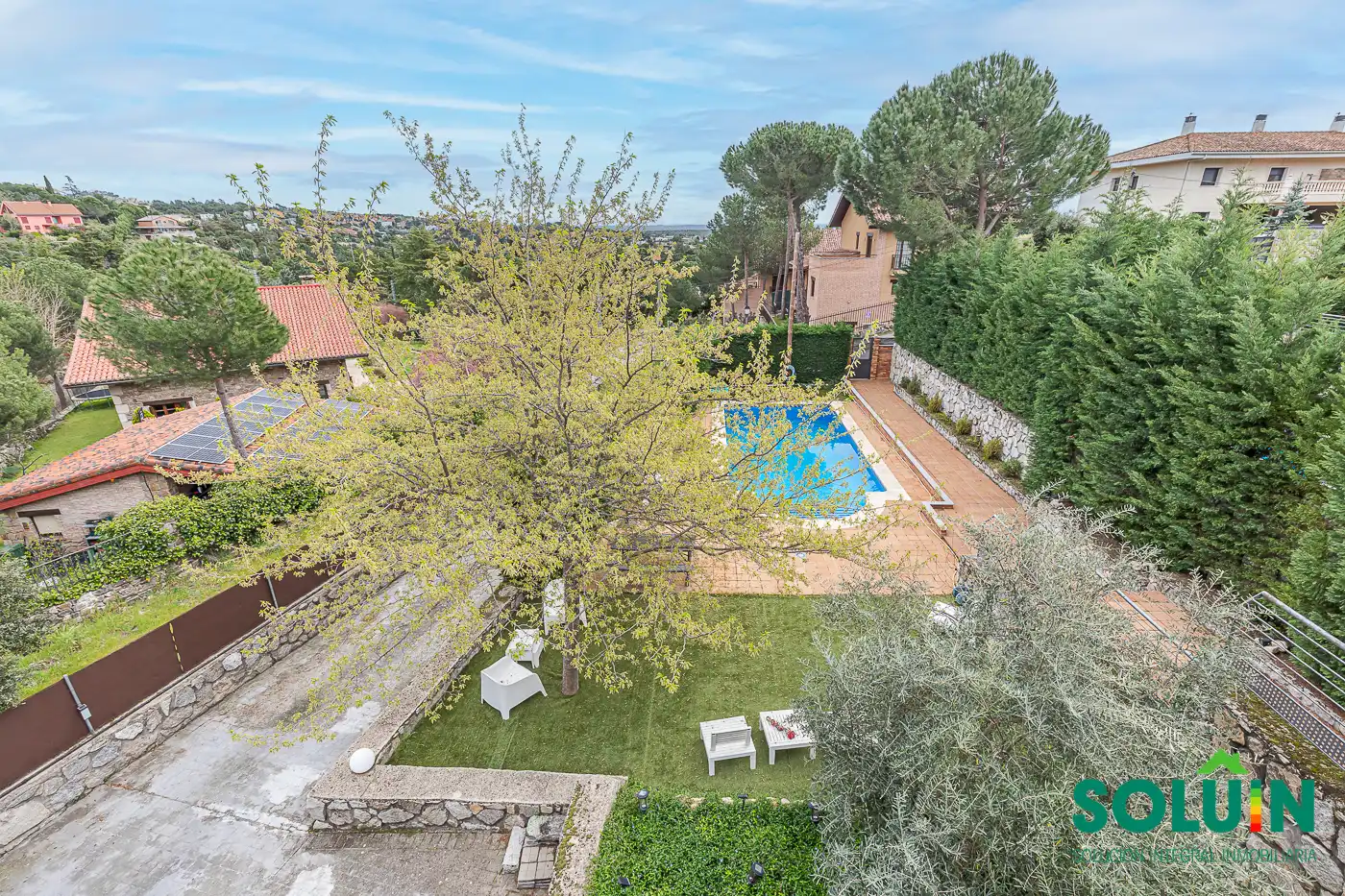Piscina de Casa o xalet en venda en Torrelodones amb Aire condicionat, Calefacció i Jardí privat
