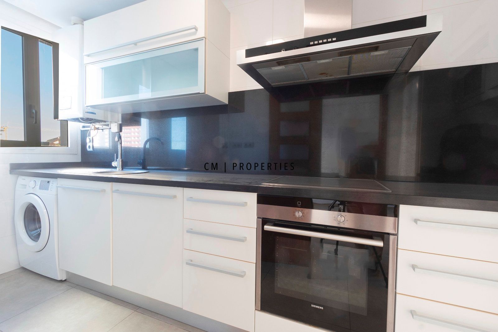 Cuina de Pis de lloguer en  Valencia Capital amb Aire condicionat, Calefacció i Terrassa