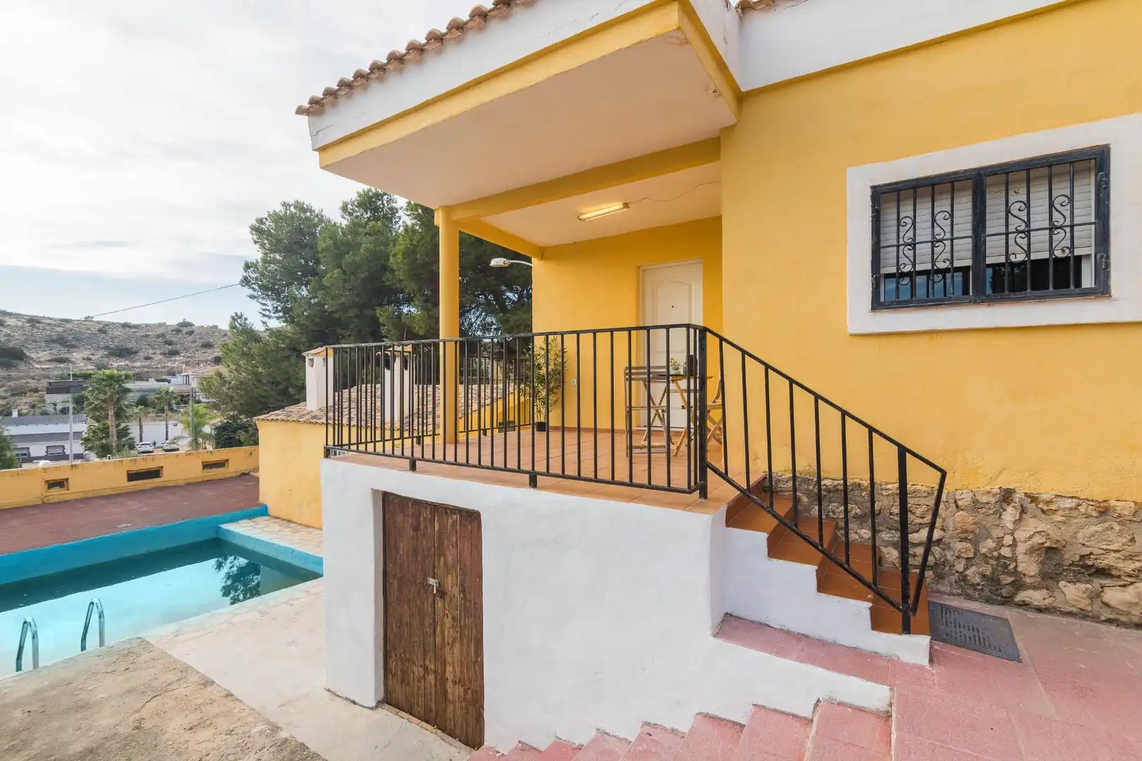 Vista exterior de Casa o xalet en venda en Aspe amb Jardí privat, Terrassa i Traster