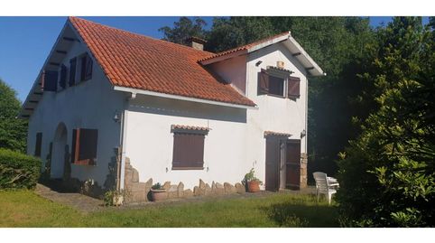 Foto 2 de Casa o chalet de alquiler en Teo, A Coruña