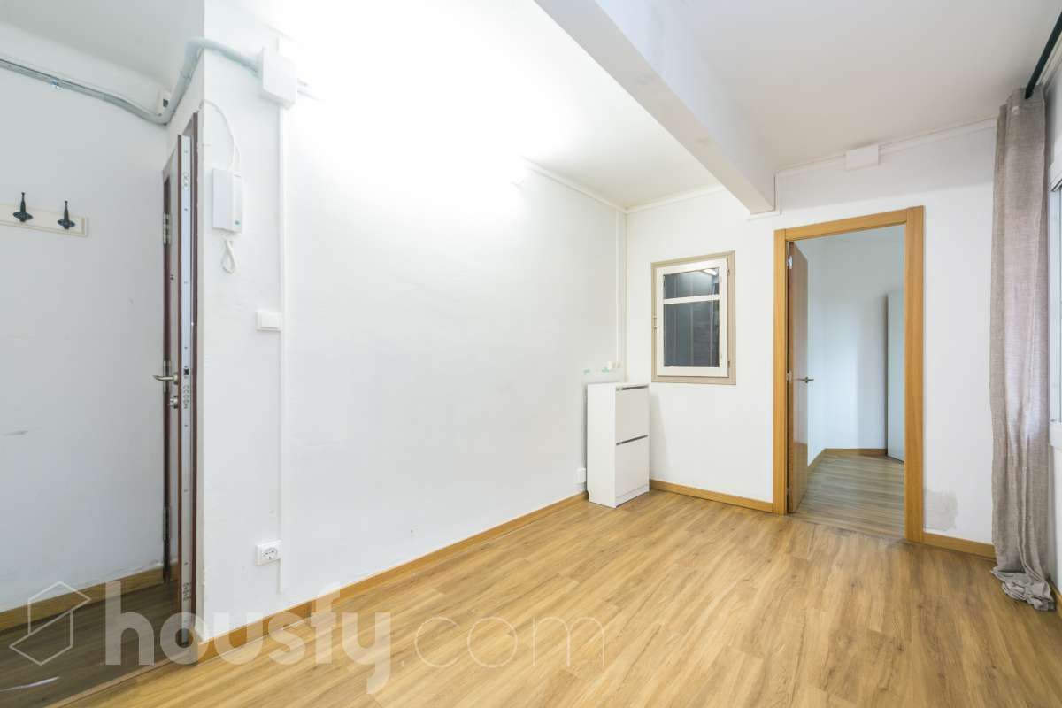 Dormitori de Pis en venda en  Barcelona Capital amb Parquet