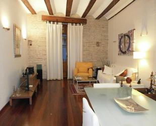 Living room of Flat to rent in  Valencia Capital  with Air Conditioner, Heating and Parquet flooring