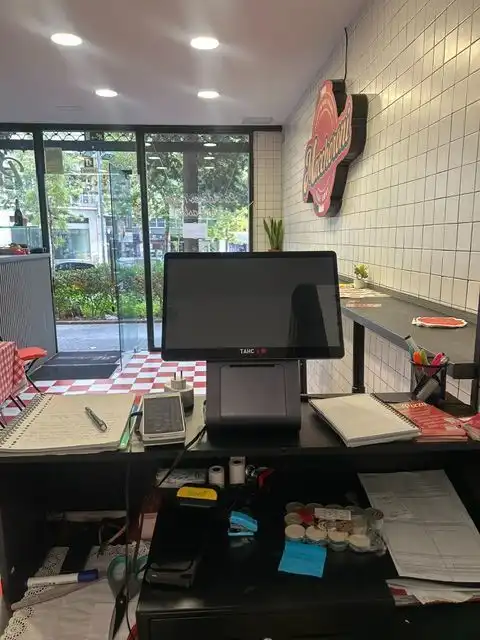 Local comercial en traspàs a Les Corts, imagen 17