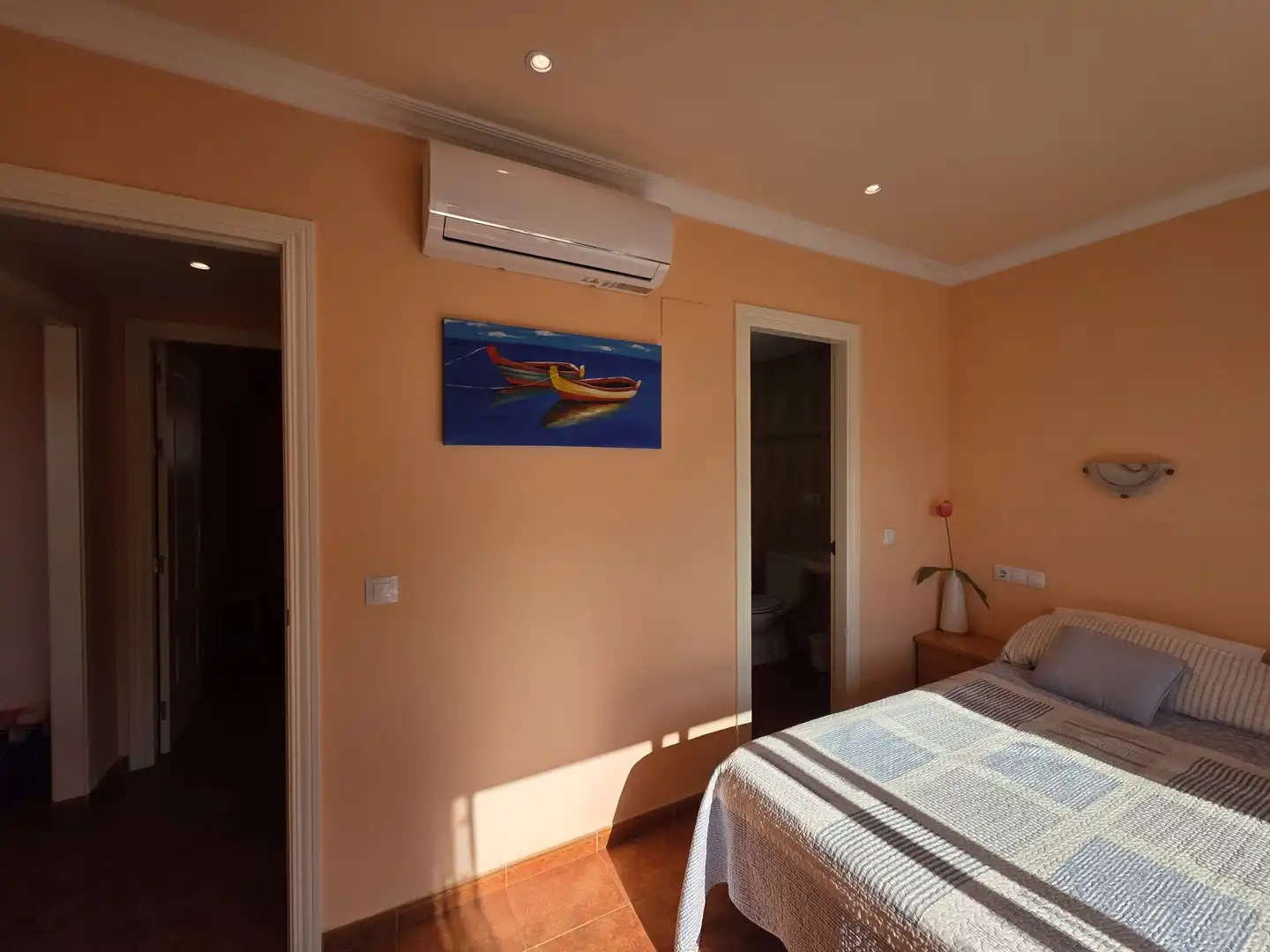 Schlafzimmer von Wohnungen zum Verkauf in La Línea de la Concepción mit Klimaanlage, Terrasse und Schwimmbad