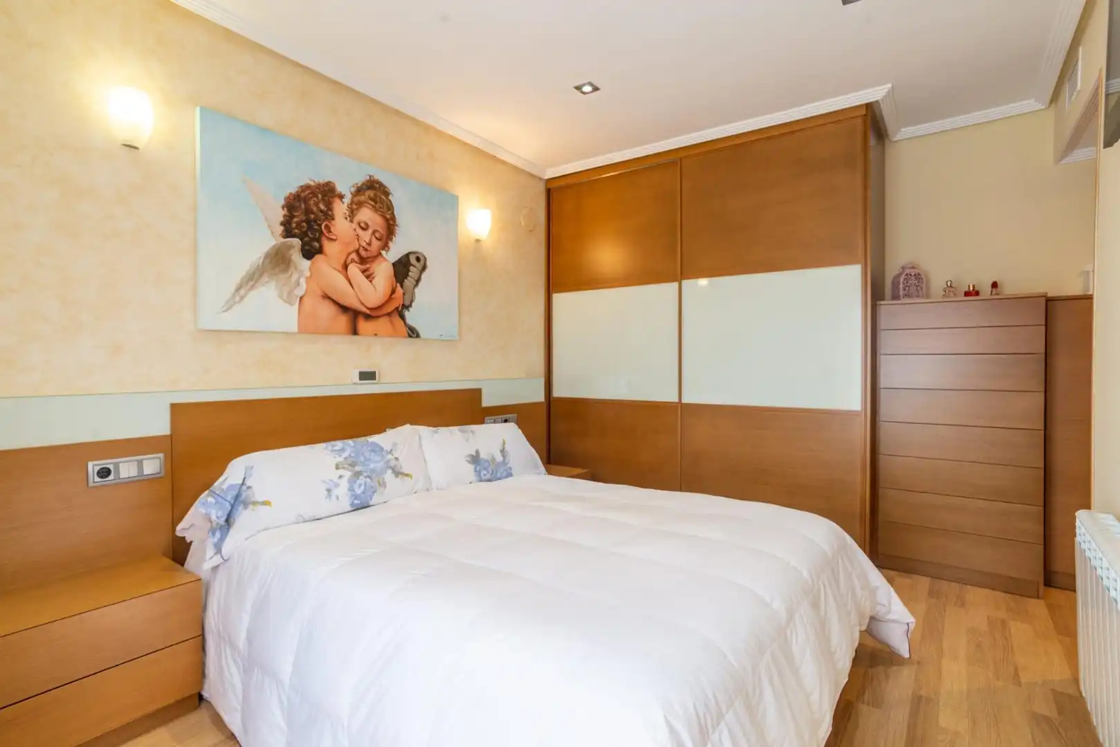 Bedroom of Flat for sale in Murcia  with Air Conditioner, Furnished and Balcony