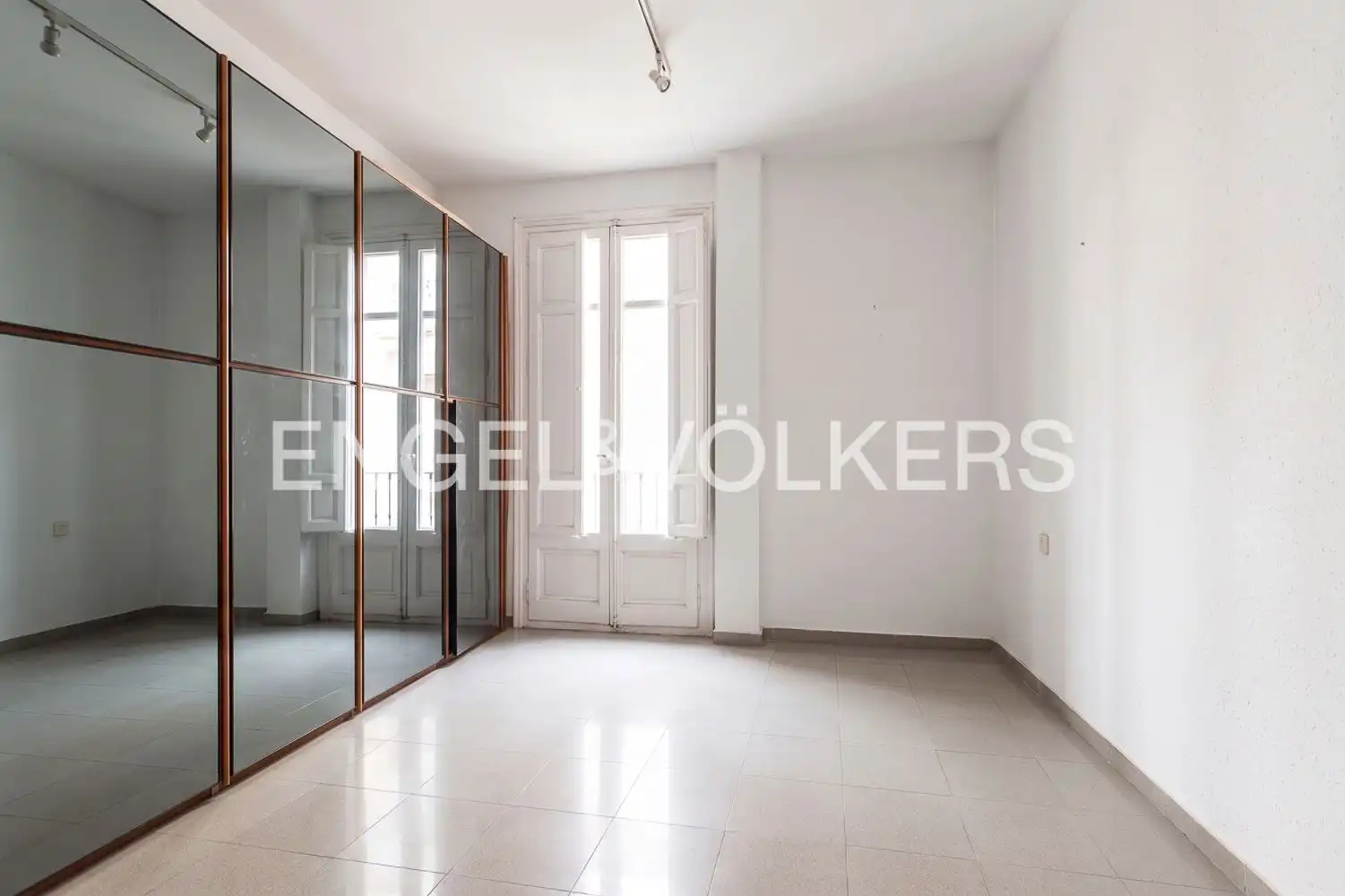 Piso en venta en Valencia con Calefacción