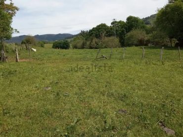 Terreny rústic en venda a Rasines