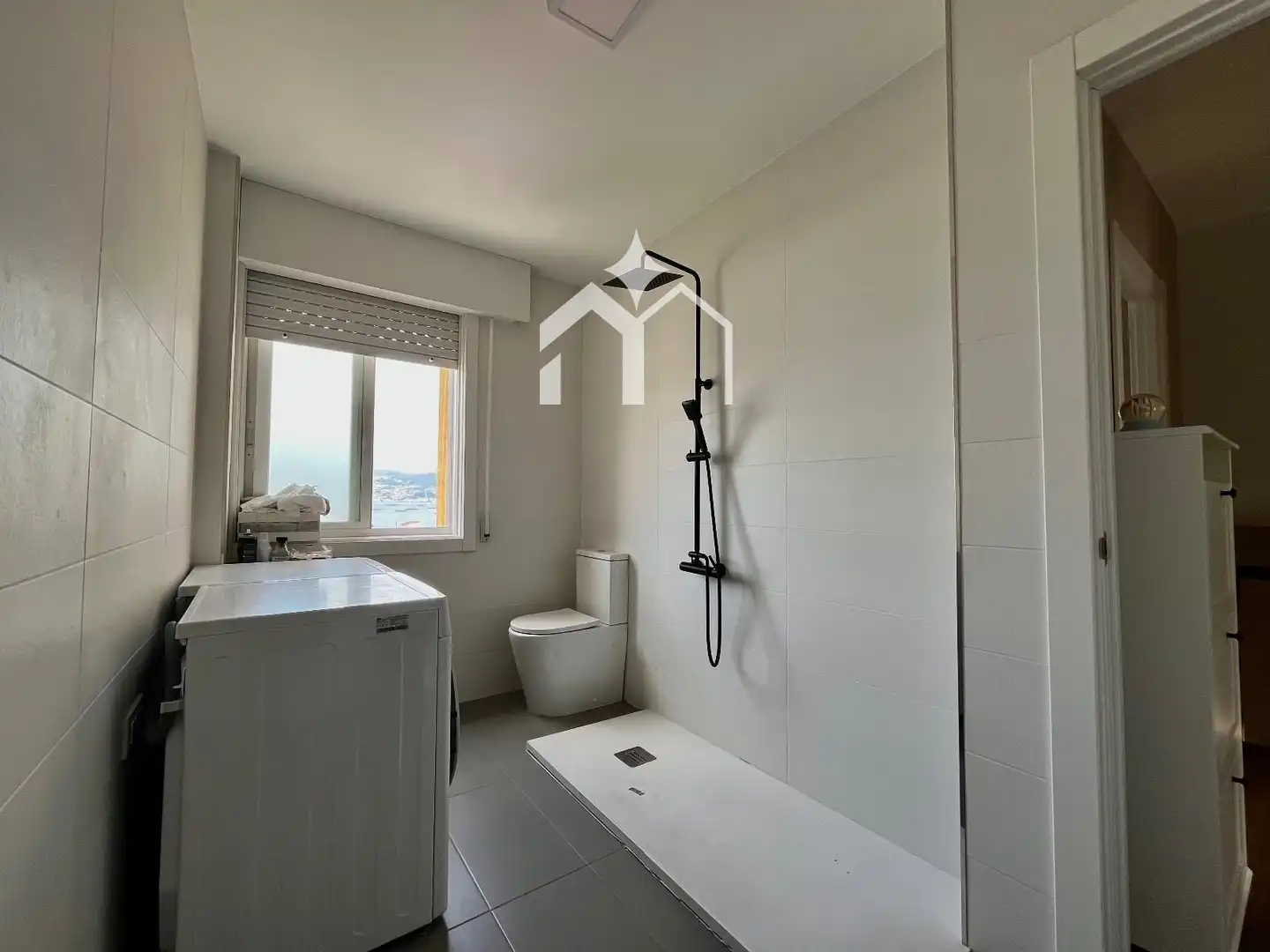 Badezimmer von Maisonette zum Verkauf in Moaña mit Heizung, Terrasse und Möbliert