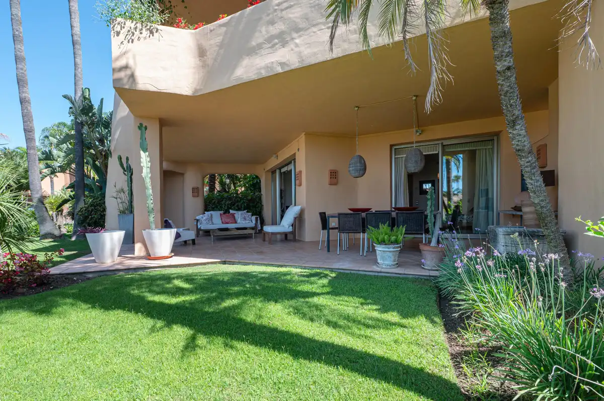 Piso con ascensor en venta en Milla de Oro, imagen 2