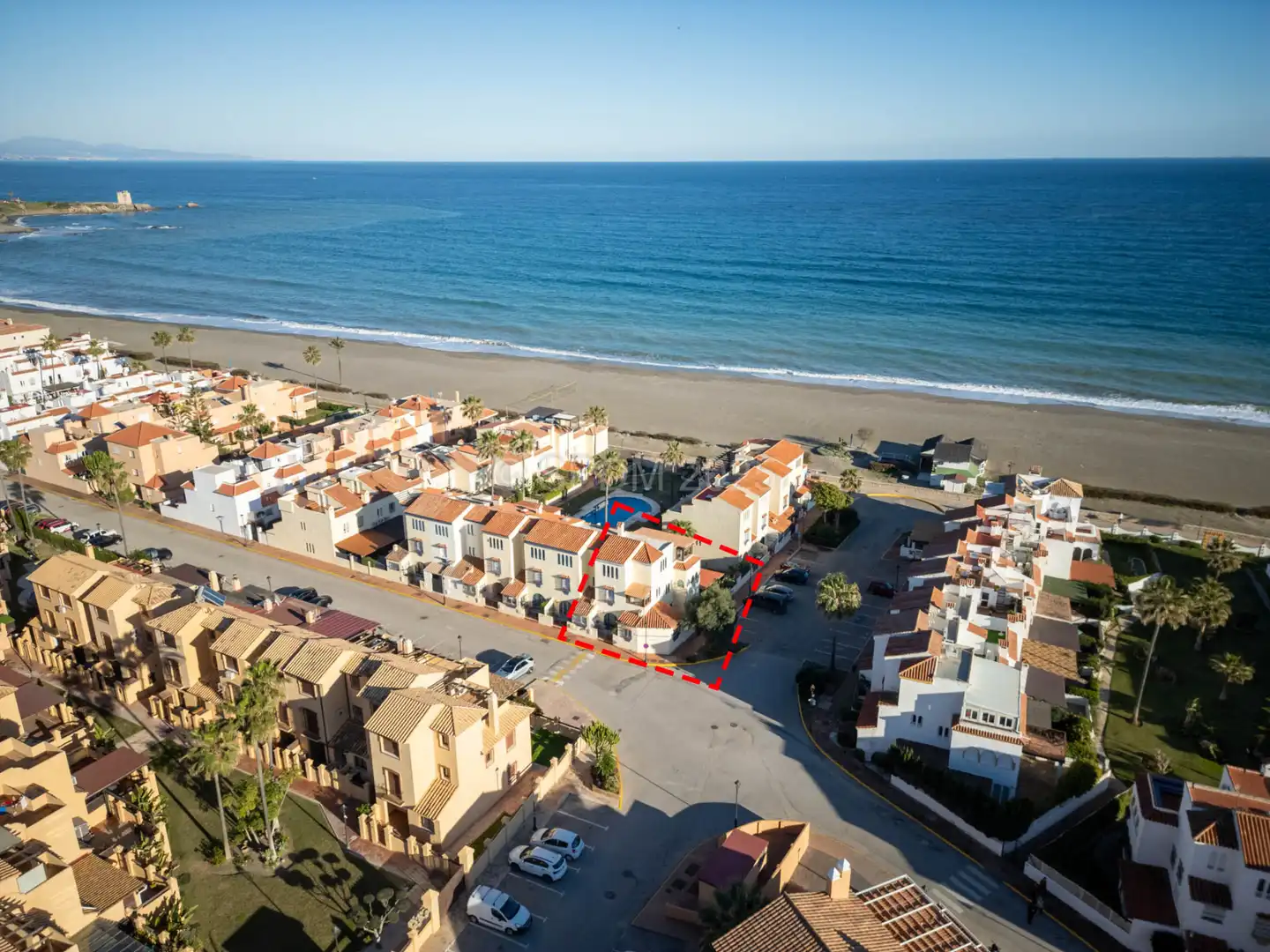 Habitatge amb piscina en venda a MARINA DE CASARES 21