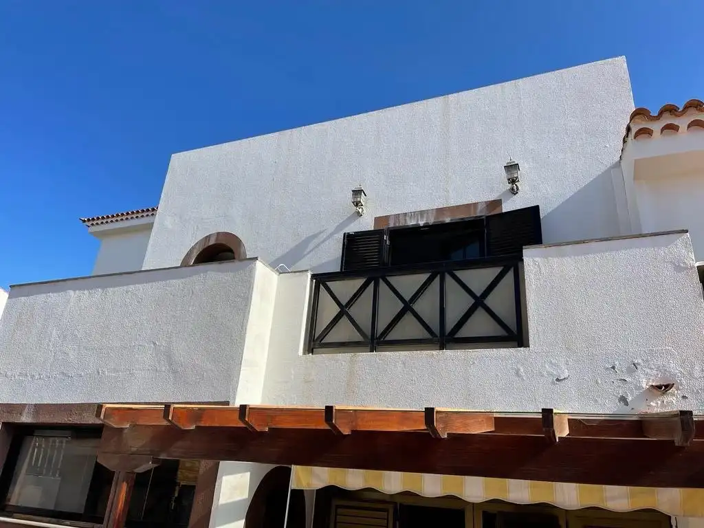 Vista exterior de Dúplex en venta en Agaete con Aire acondicionado, Calefacción y Amueblado