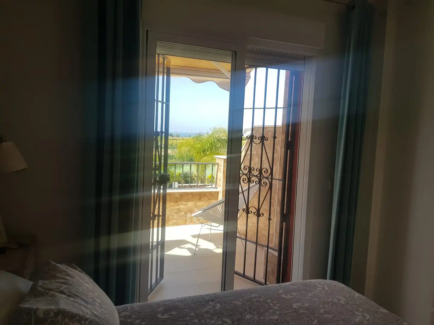 Schlafzimmer von Einfamilien-Reihenhaus zum Verkauf in Nerja mit Klimaanlage, Heizung und Terrasse