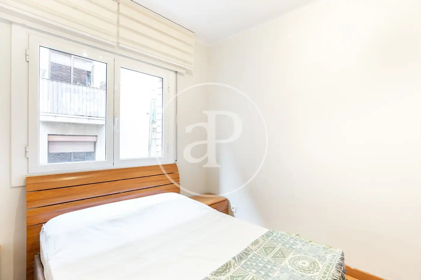 Habitación de Piso en venta en Barcelona con Calefacción y Amueblado