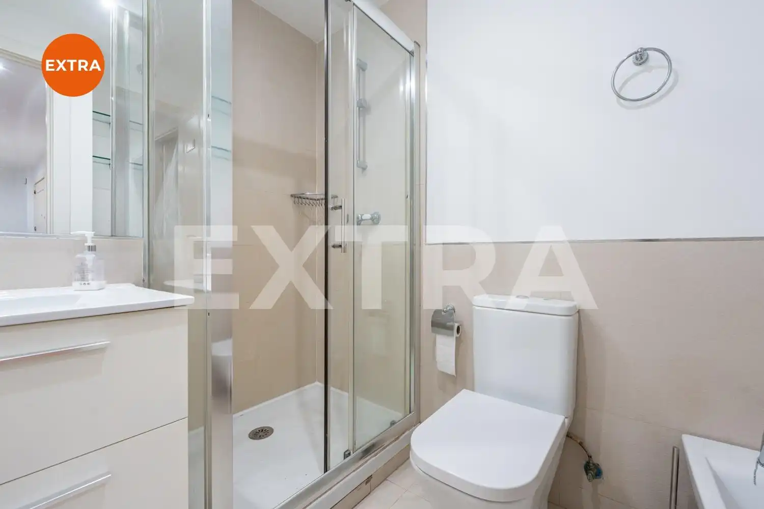 Baño de Piso de alquiler en Madrid con Calefacción