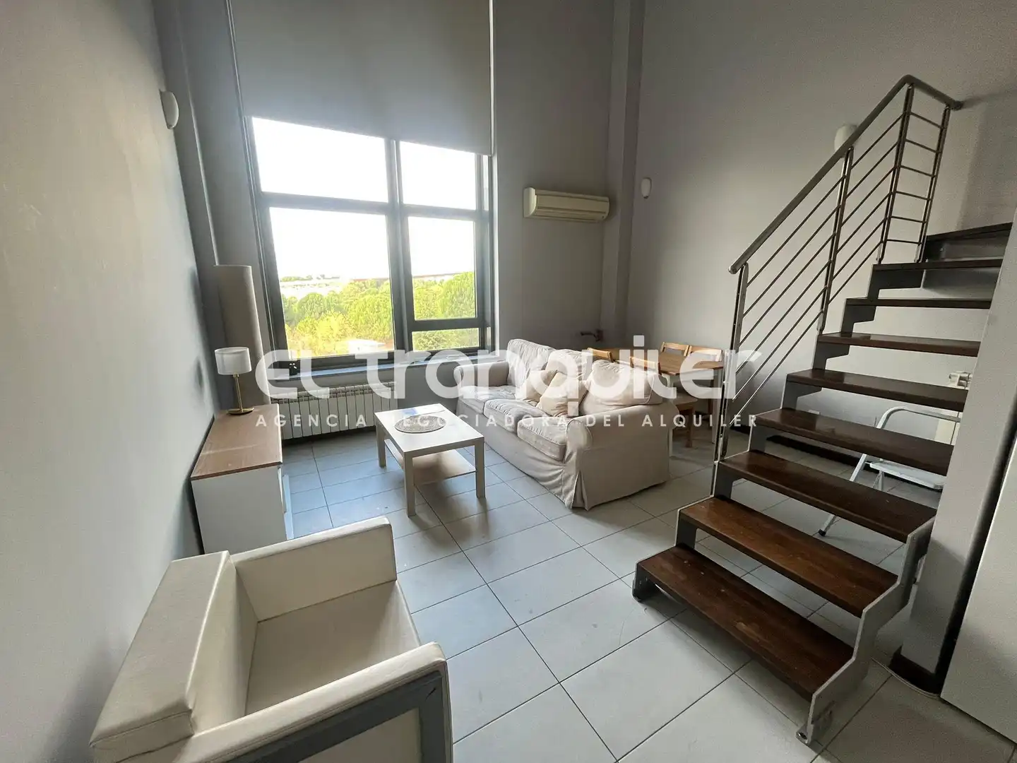 Living room of Duplexes for sale in Madrid  with Air Conditioner, Swimming Pool and Furnished