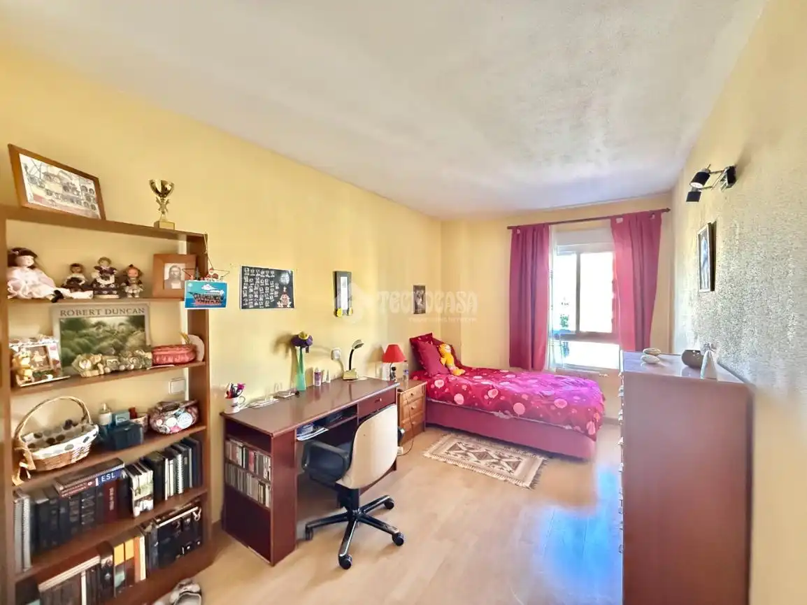 Bedroom of Flat for sale in Madrid  with Air Conditioner, Heating and Terrace
