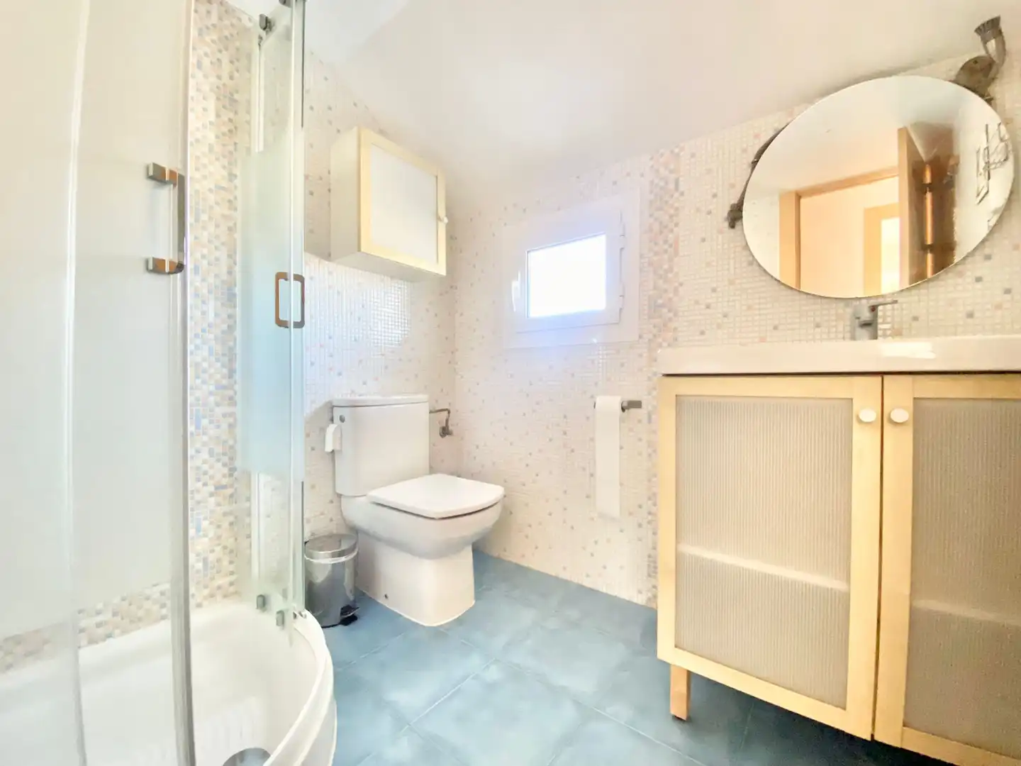 Badezimmer von Dachboden zur Miete in Vitoria - Gasteiz