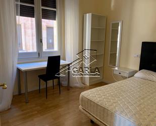 Bedroom of Flat to rent in Salamanca Capital