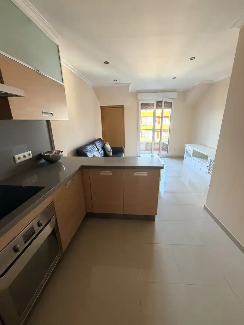 Cuina de Àtic en venda en Moaña amb Parquet, Traster i Moblat