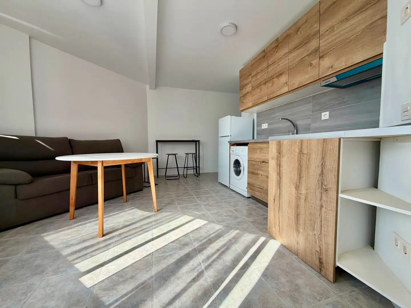 Kitchen of Flat for sale in Fuengirola  with Air Conditioner, Heating and Community pool