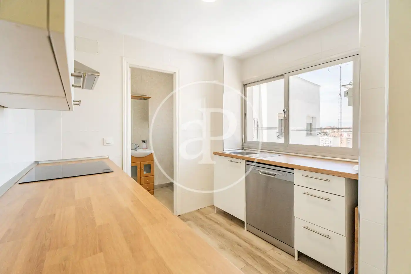 Kitchen of Attic for sale in Madrid  with Air Conditioner, Heating and Private garden