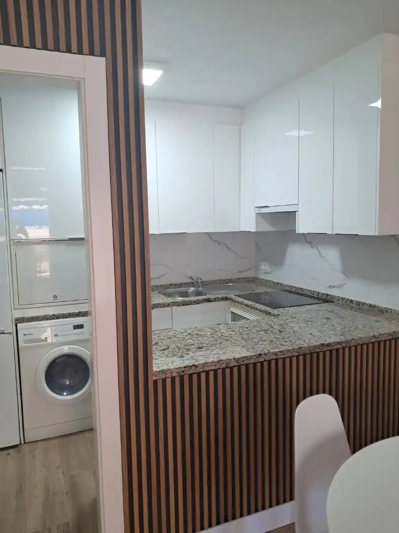 Cuina de Apartament de lloguer en Torrox amb Aire condicionat, Calefacció i Terrassa