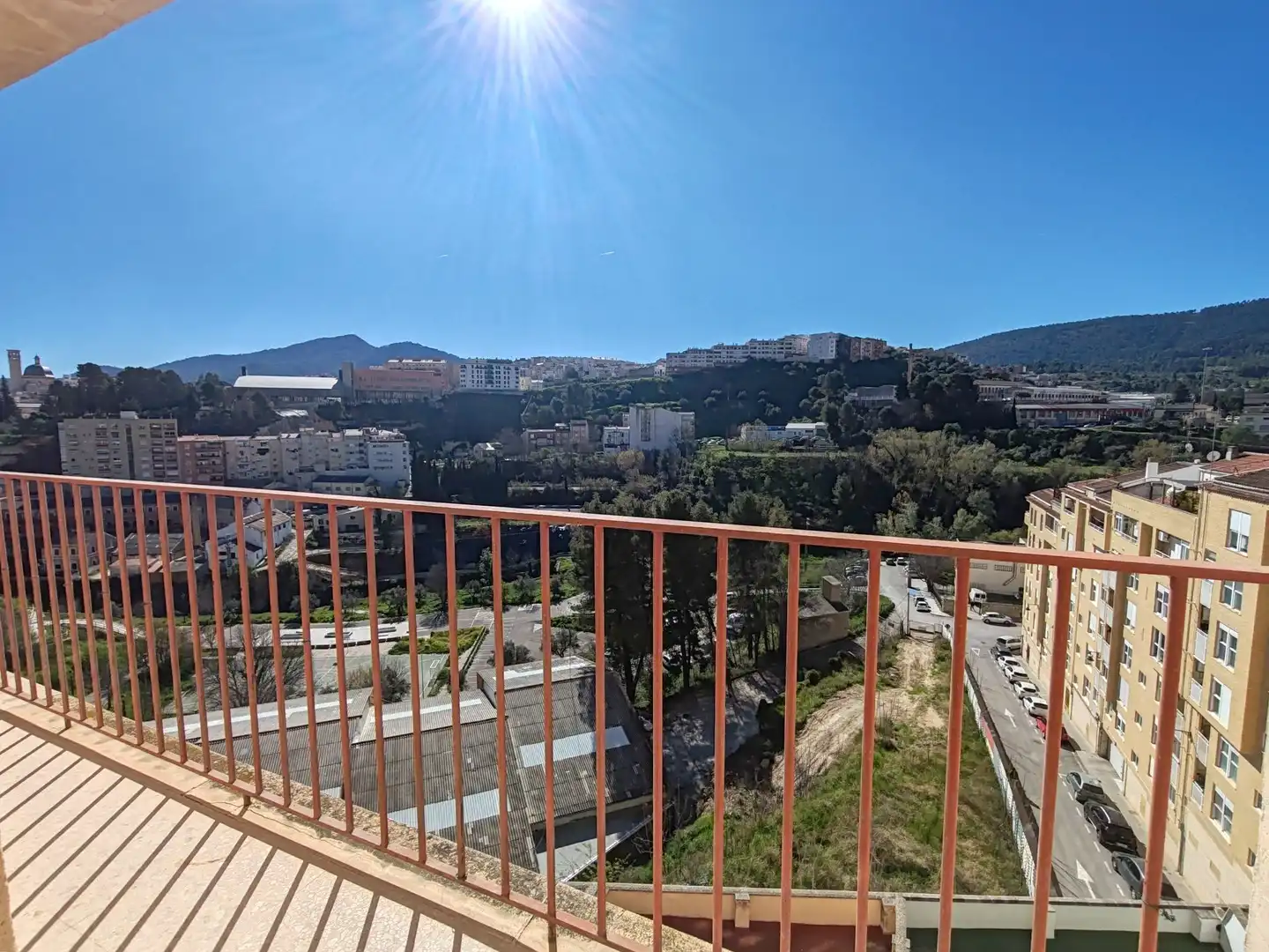 Vista exterior de Piso de alquiler en Alcoy / Alcoi